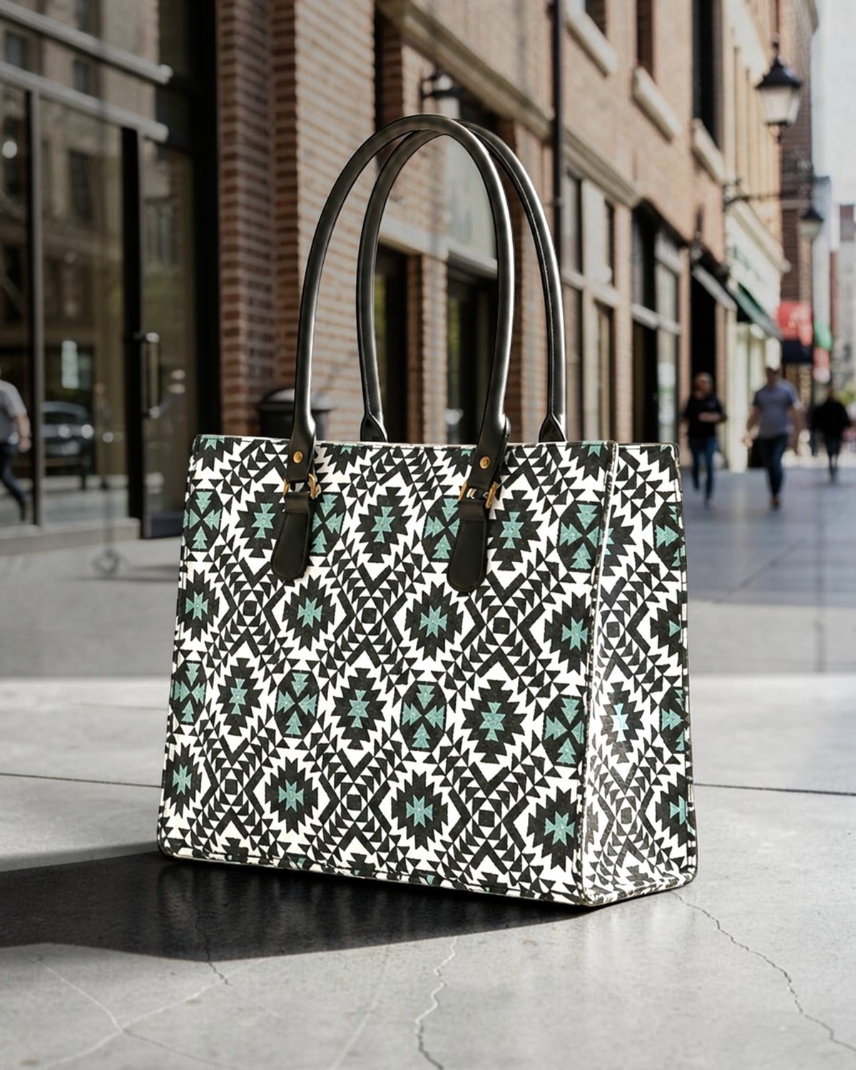 Cavlo Geometric Muse