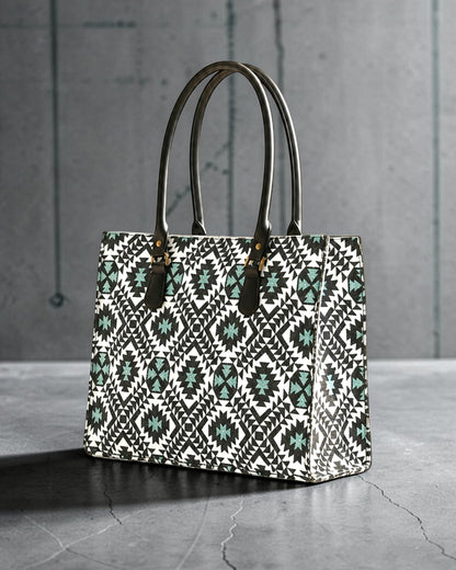 Cavlo Geometric Muse