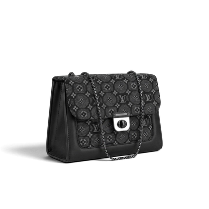 Cavlo Flap Crossbody